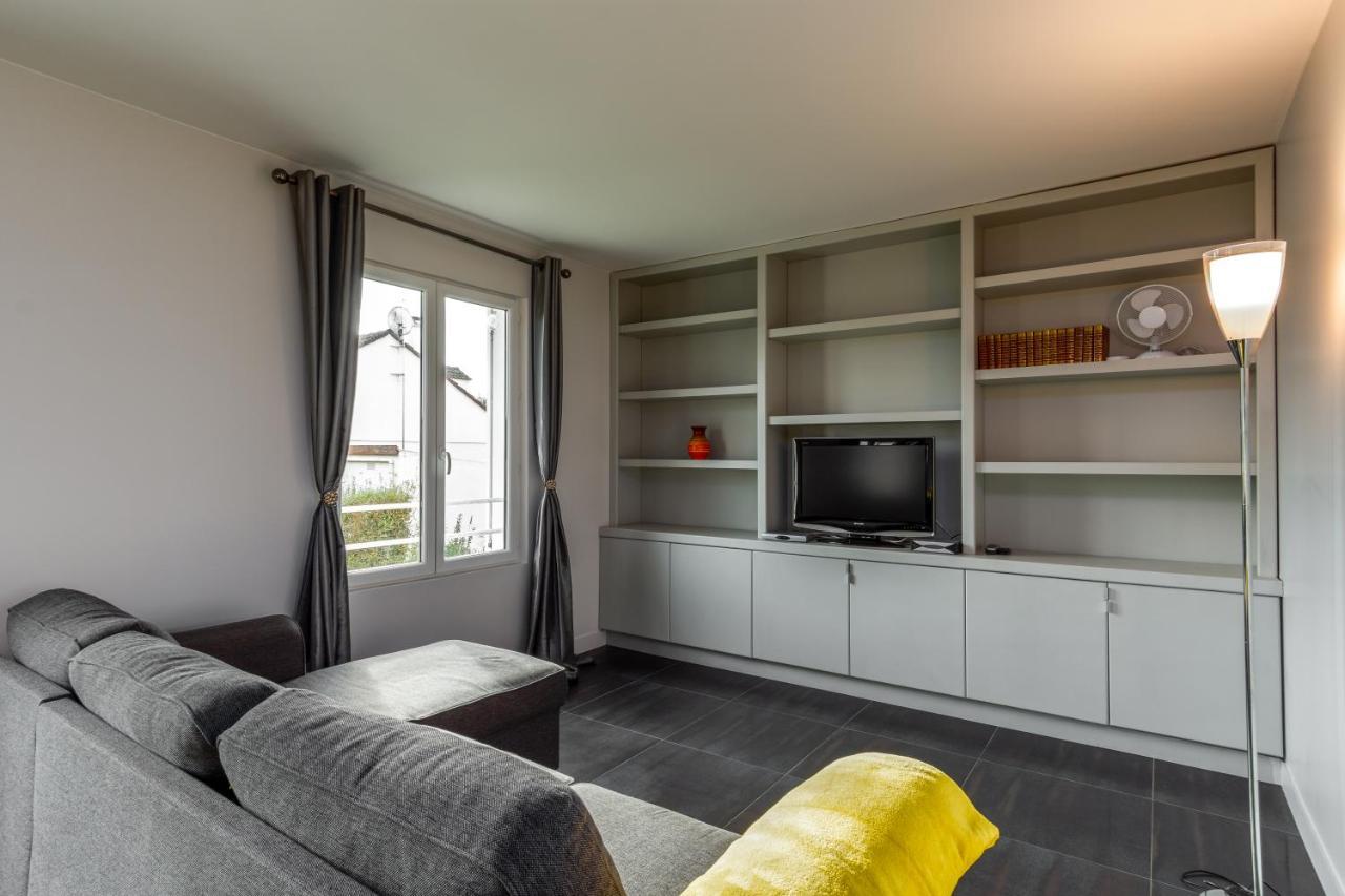 2 Bed House Near Disneyland Paris Montry Buitenkant foto